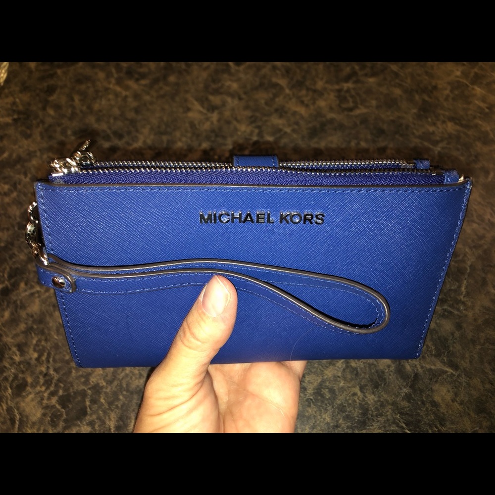 🦋 EUC MK double zipper wallet